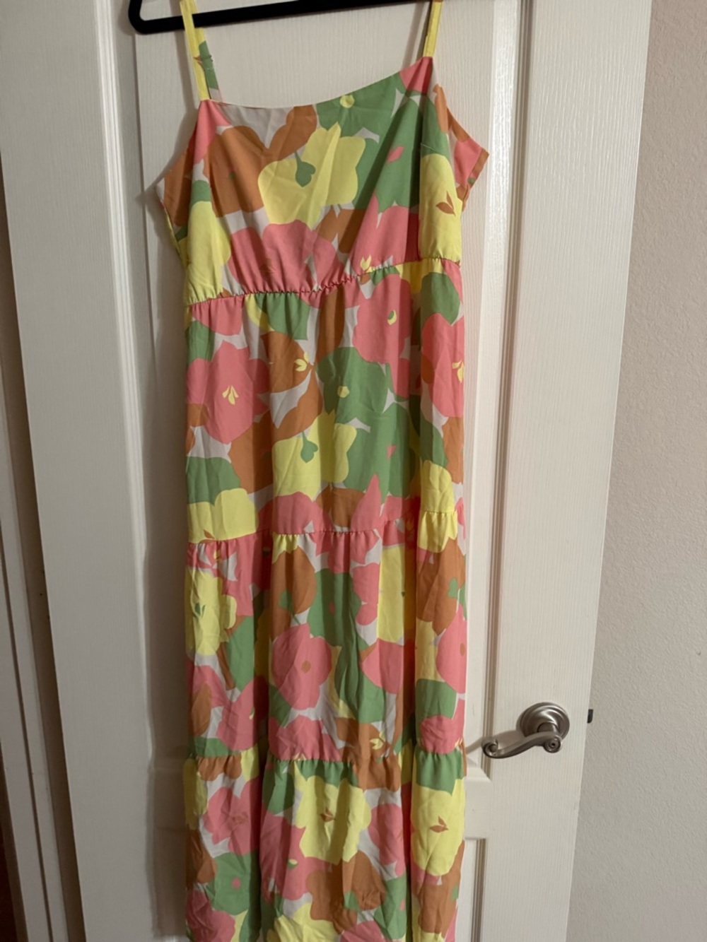 Floral Tiered Spaghetti-Strap Maxi Dress Social Standard by Sanctuary - Large